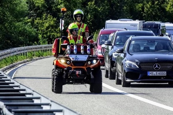 Super heroji na istarskim cestama: Volonteri Crvenoga križa turistima olakšavaju putovanje